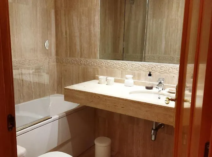 Centrico Parking Y Wifi Gratuitos Admite Mascotas Oviedo